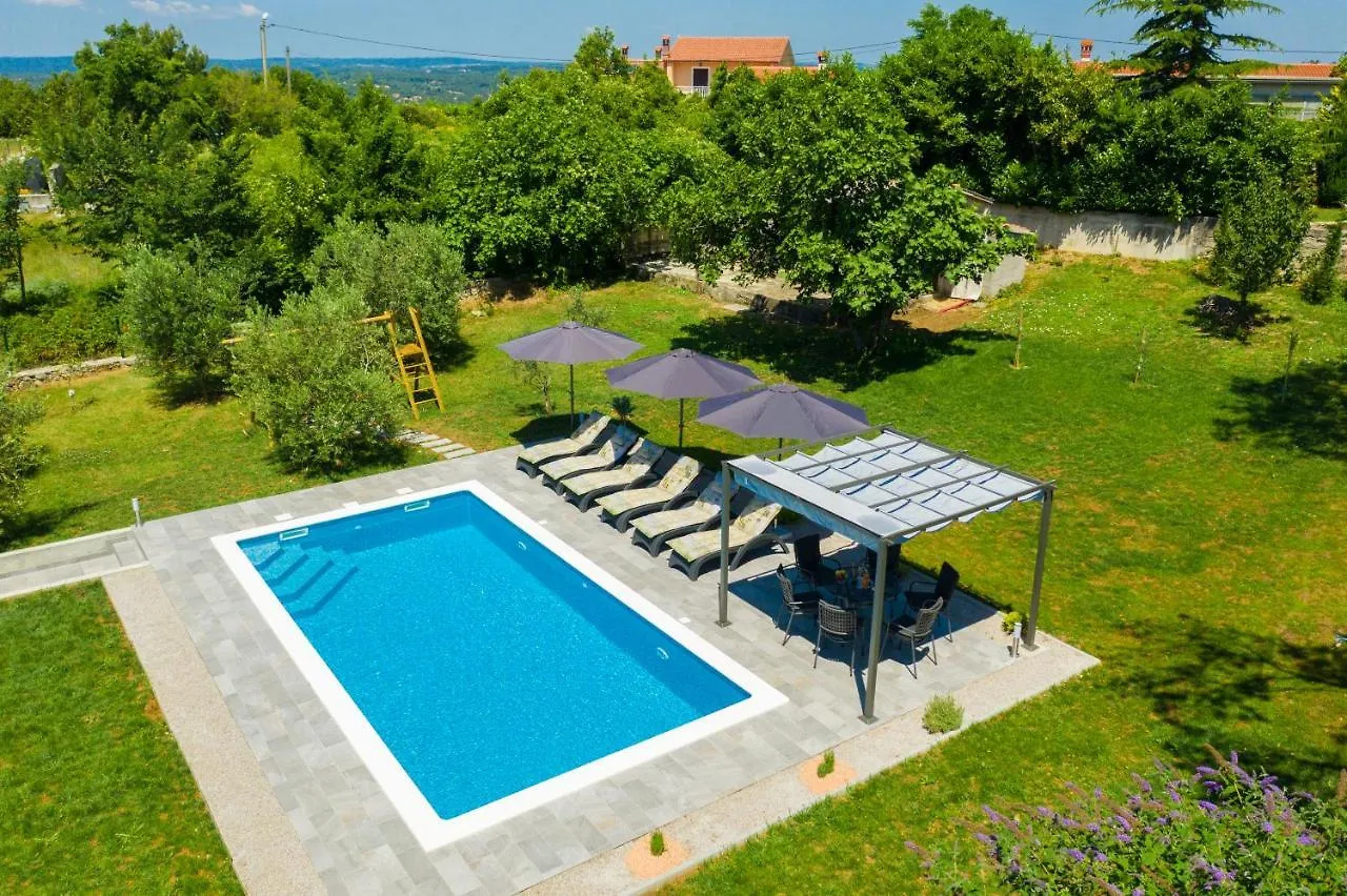 Holiday House Olive Grove With Pool And Garden Labin