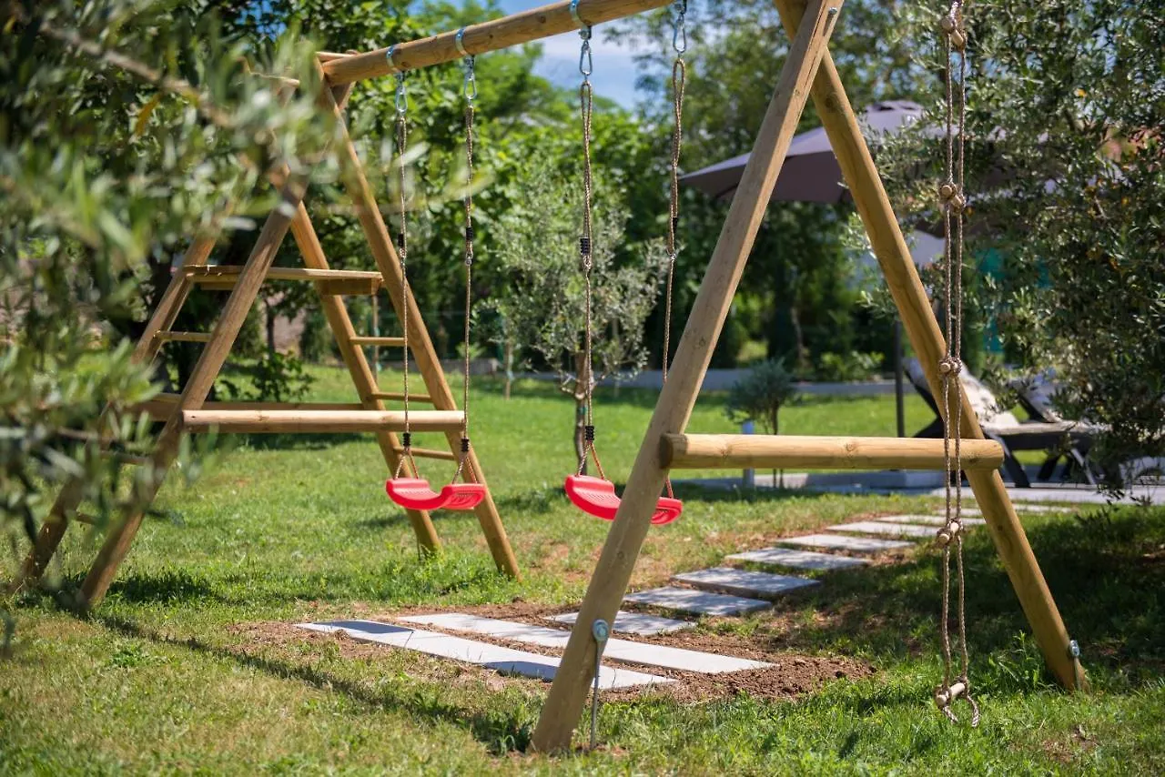 Holiday House Olive Grove With Pool And Garden Labin