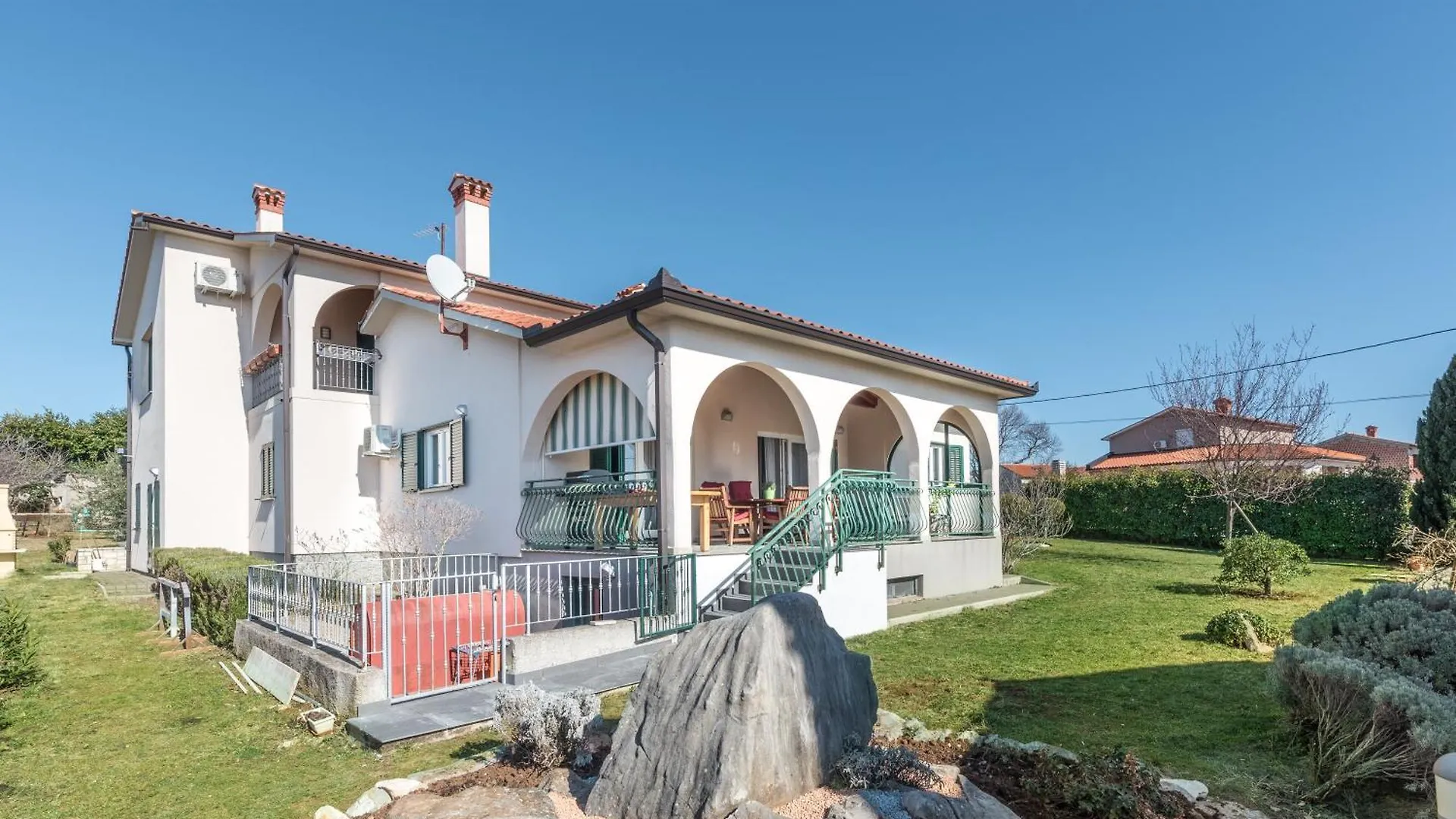 Holiday House Olive Grove With Pool And Garden Labin