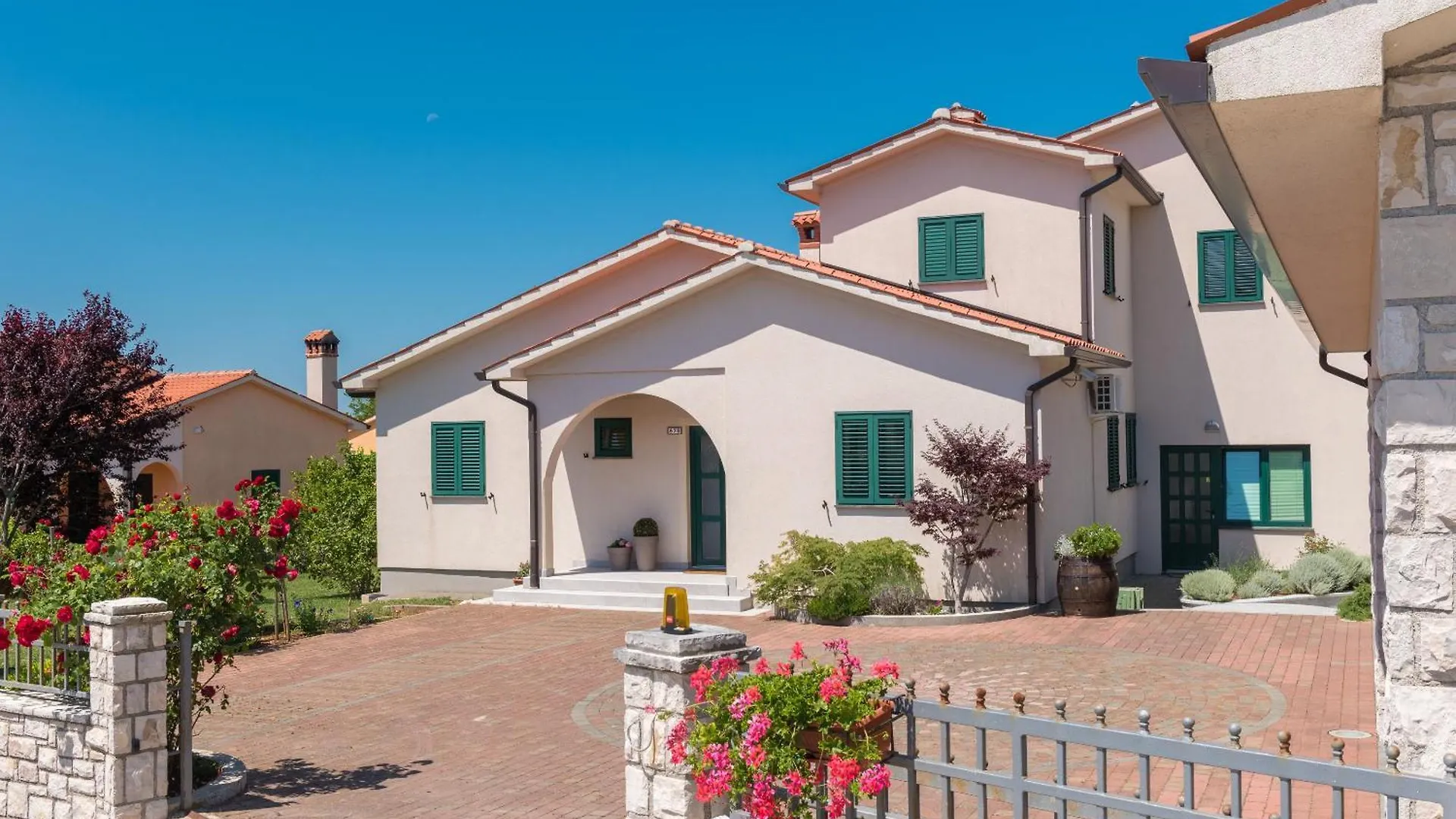 Tatil Evi Holiday House Olive Grove With Pool And Garden Labin  Hırvatistan